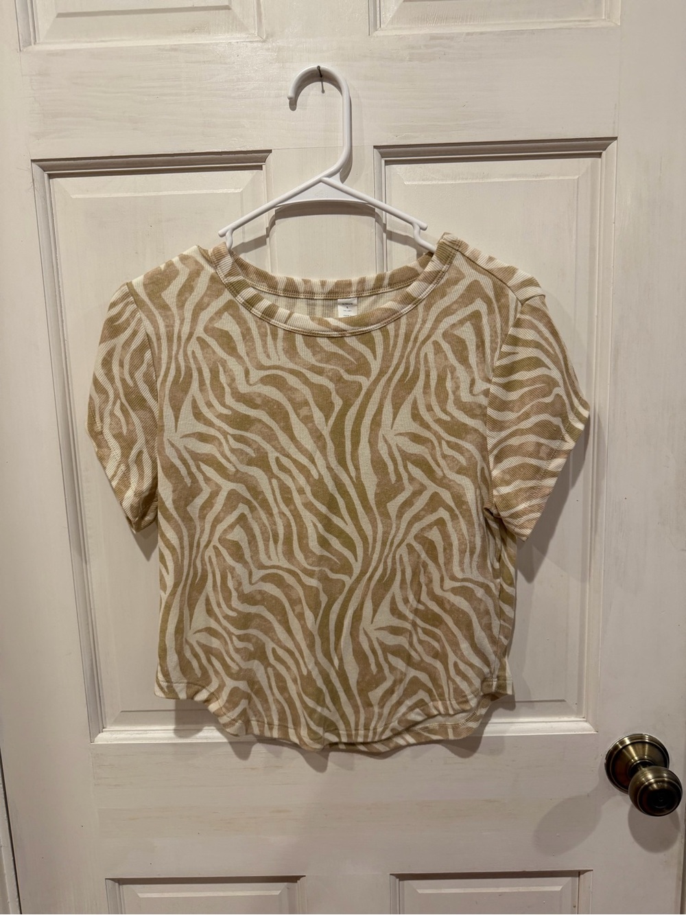 Old Navy Zebra Print Crop Top- Beige & White Shirt- Size Large